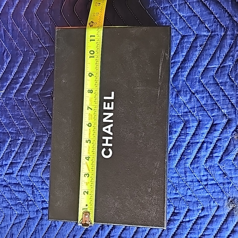 Chanel box